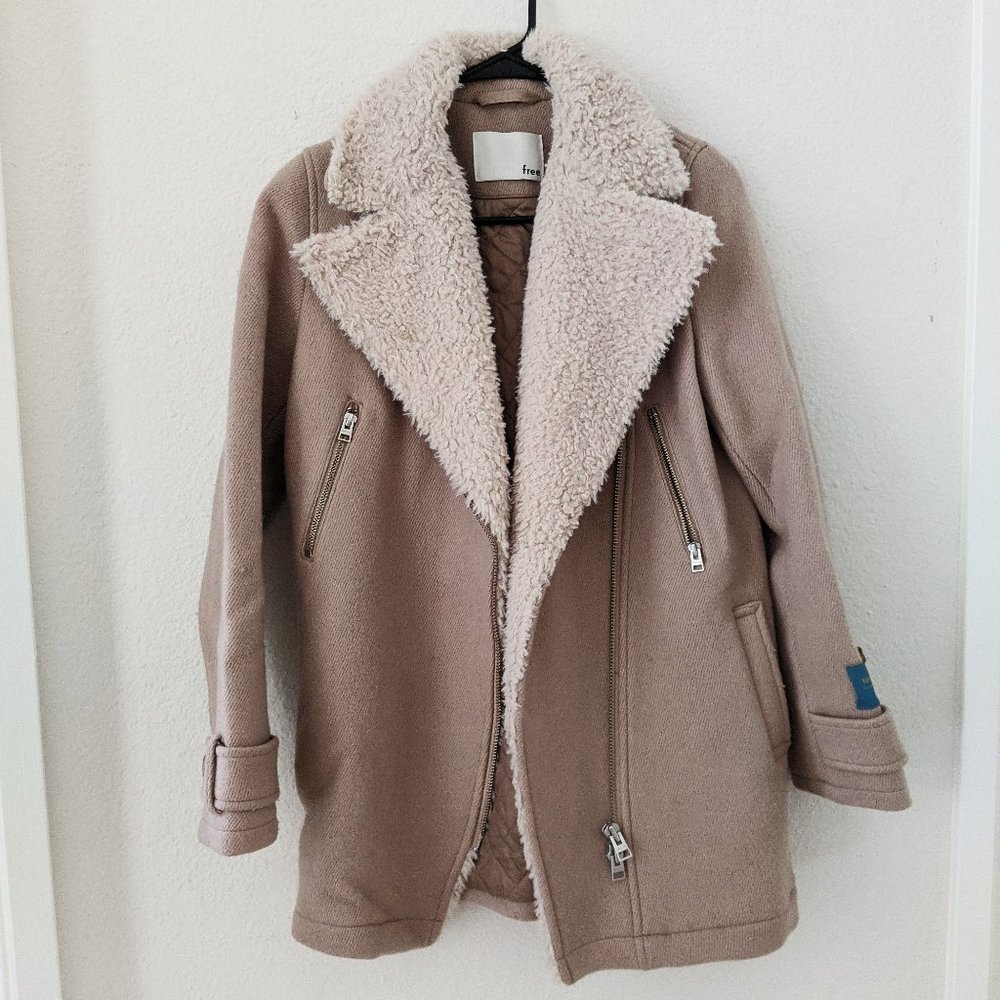 Aritzia Wilfred Free 100% Virgin Wool Coat XXS